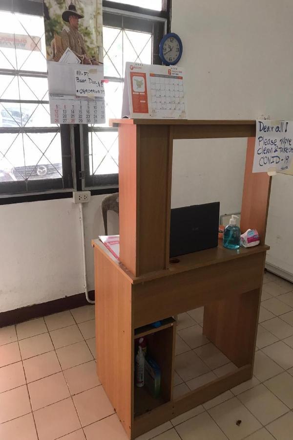 Oyo 1141 Ban Dao Hotel Csomtien-part Kültér fotó