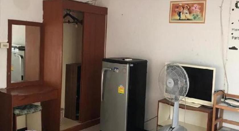Oyo 1141 Ban Dao Hotel Csomtien-part Kültér fotó